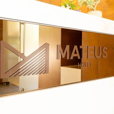 Mateus Hotel & Pool Jounieh Esterno foto