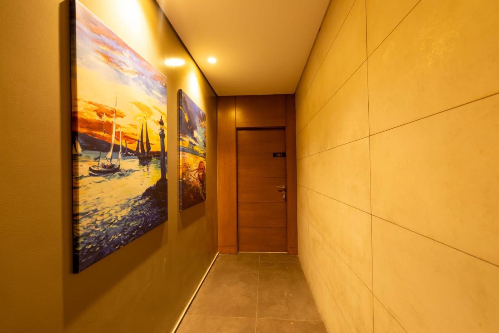 Mateus Hotel & Pool Jounieh Esterno foto