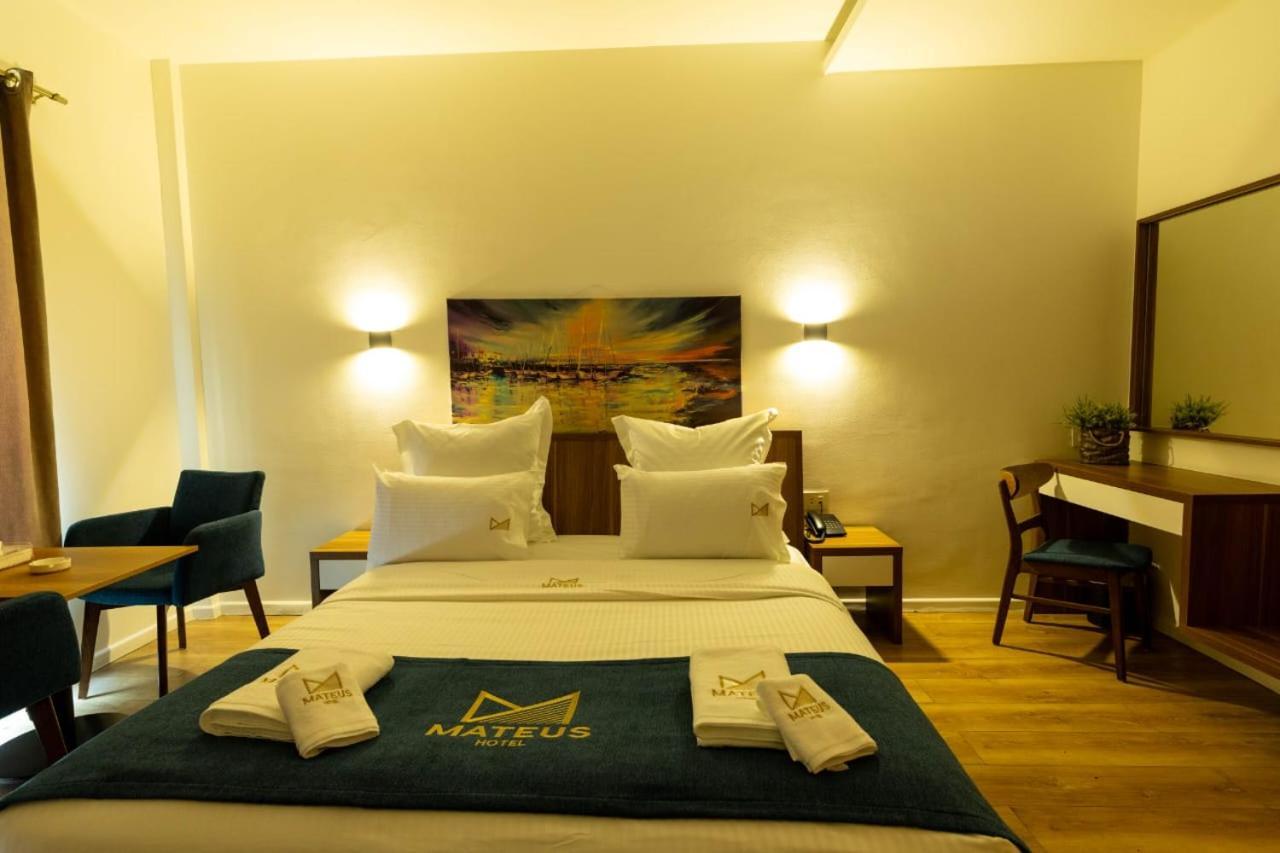 Mateus Hotel & Pool Jounieh Esterno foto