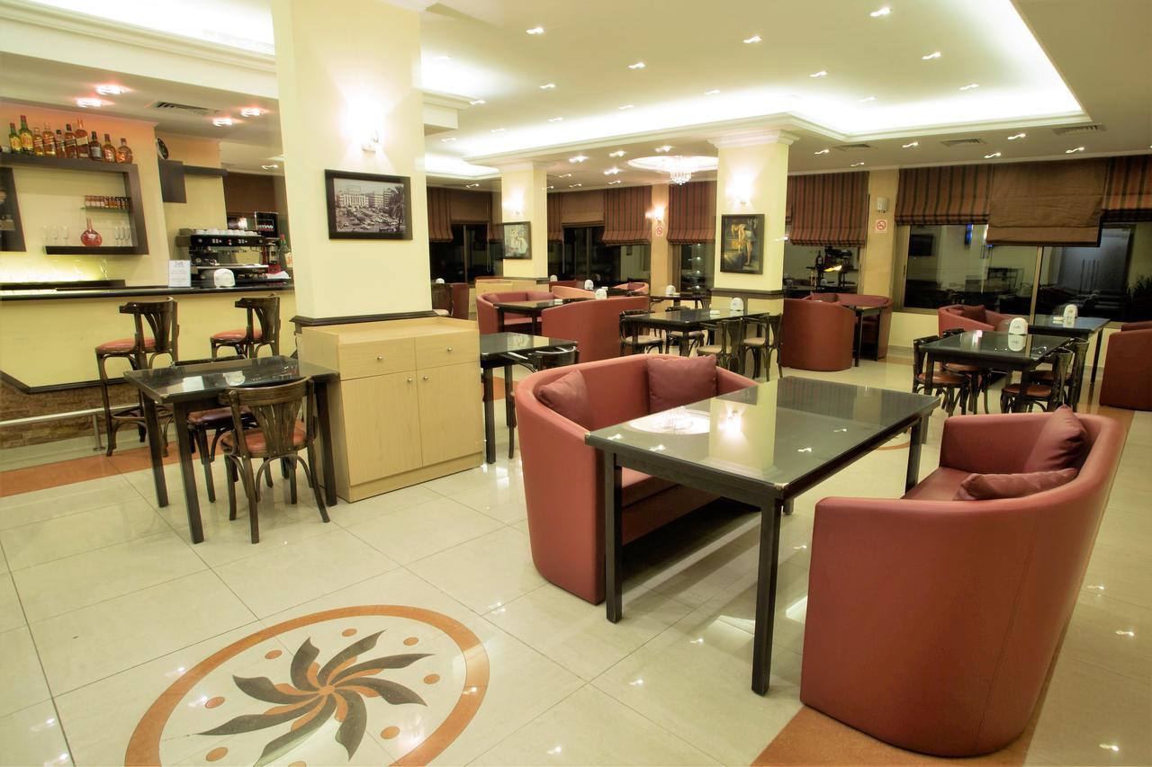 Mateus Hotel & Pool Jounieh Esterno foto